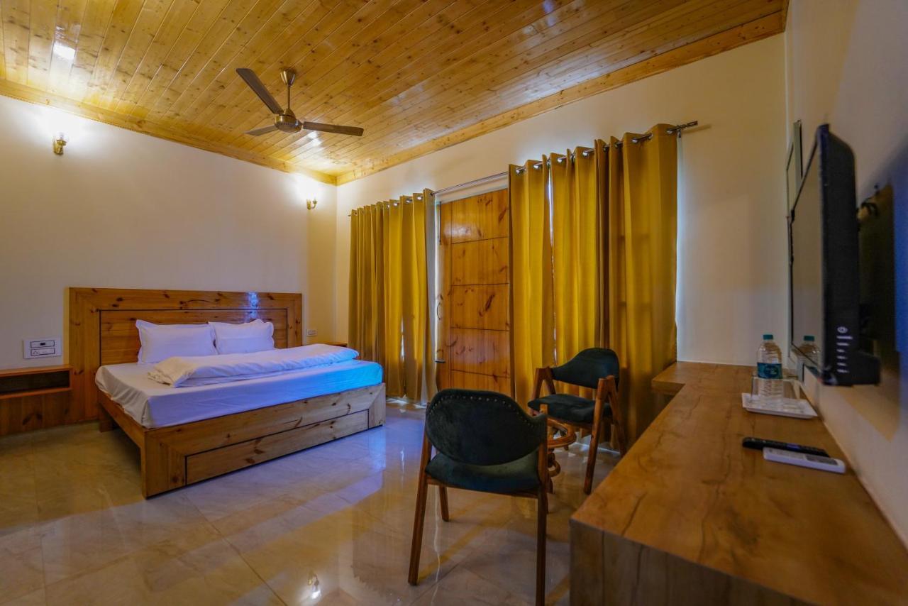 Hotel Sarai Bharatgarh Nohan 외부 사진